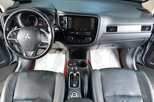 Внедорожник Mitsubishi Outlander 2012 года, 1519000 рублей, Тюмень