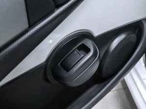 Хетчбэк Peugeot 107 2012 года, 599000 рублей, Красноярск