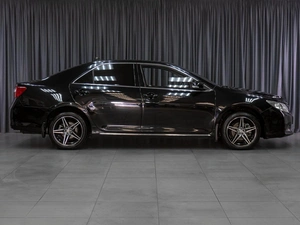 Седан Toyota Camry 2012 года, 1959000 рублей, Тюмень
