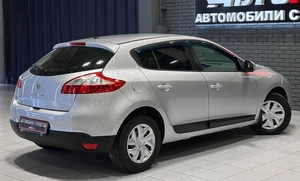 Хетчбэк Renault Megane 2013 года, 640000 рублей, Красноярск