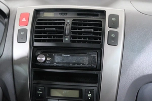 Внедорожник Hyundai Tucson 2005 года, 849000 рублей, Омск