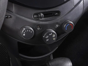 Хетчбэк Chevrolet Spark 2011 года, 599000 рублей, Ростов-на-Дону