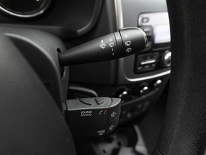 Хетчбэк Renault Sandero Stepway 2020 года, 1329000 рублей, Саратов