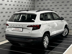 Внедорожник Skoda Karoq 2021 года, 2190000 рублей, Красноярск