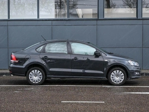 Седан Volkswagen Polo 2016 года, 974000 рублей, Кирилловка