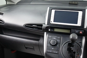 Минивэн Toyota Wish 2013 года, 1639000 рублей, Оренбург