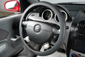 Седан Chevrolet Aveo 2004 года, 399000 рублей, Тюмень