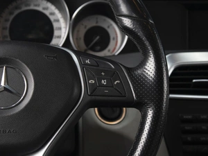 Седан Mercedes-benz C-класс 2011 года, 1590000 рублей, Омск