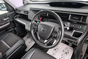 Минивэн Honda Stepwgn Spada 2019 года, 2299000 рублей, Красноярск