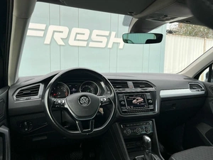 Внедорожник Volkswagen Tiguan 2019 года, 2399000 рублей, Ижевск