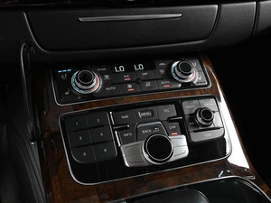 Седан Audi A8 2015 года, 2915000 рублей, Аксай