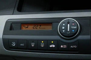 Минивэн Honda Freed 2012 года, 973000 рублей, Солонцы