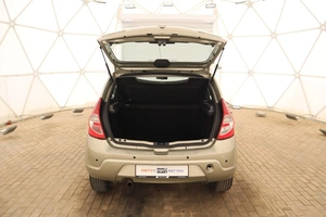 Хэтчбек Renault Sandero 2014 года, 690000 рублей, Обнинск
