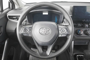 Внедорожник Toyota Corolla Cross 2024 года, 2949000 рублей, Кемерово