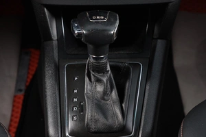 Внедорожник Skoda Yeti 2011 года, 869000 рублей, Новосибирск