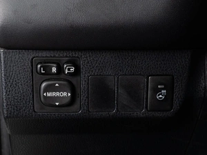Внедорожник Toyota RAV4 2015 года, 2320000 рублей, Тюмень