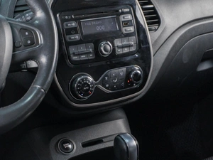 Внедорожник Renault Kaptur 2016 года, 1049000 рублей, Сургут