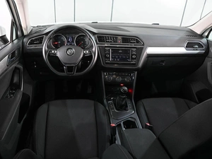 Внедорожник Volkswagen Tiguan 2017 года, 1970000 рублей, Ростов-на-Дону
