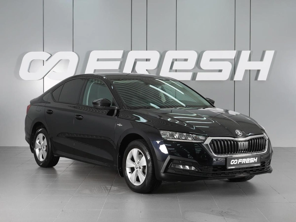 Лифтбек Skoda Octavia 2021 года, 1750000 рублей, Красный Пахарь