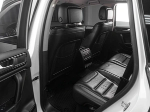 Внедорожник Volkswagen Touareg 2013 года, 2589000 рублей, Тюмень