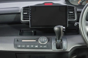 Минивэн Honda Freed 2009 года, 909000 рублей, Новосибирск