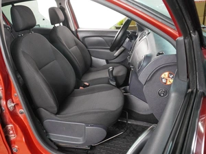 Хетчбэк Renault Sandero 2015 года, 669000 рублей, Воронеж