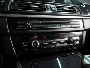 Седан BMW 5 серия 2013 года, 1999000 рублей, Воронеж