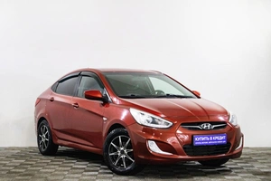 Седан Hyundai Solaris 2013 года, 739000 рублей, Сургут