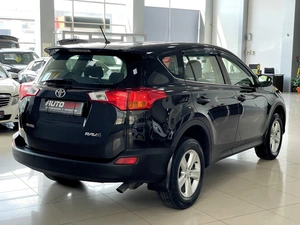 Внедорожник Toyota RAV4 2013 года, 1797000 рублей, Солонцы