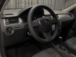 Лифтбек Skoda Rapid 2014 года, 749000 рублей, Красноярск