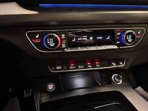 Внедорожник Audi Q5L 2025 года, 6450000 рублей, Павловская Слобода