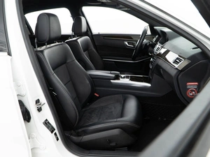 Седан Mercedes-benz E-класс 2013 года, 2421444 рублей, Москва