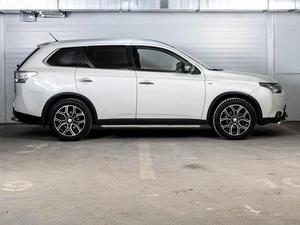 Внедорожник Mitsubishi Outlander 2014 года, 1809000 рублей, Ставрополь