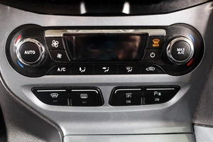 Хетчбэк Ford Focus 2012 года, 649000 рублей, Пермь