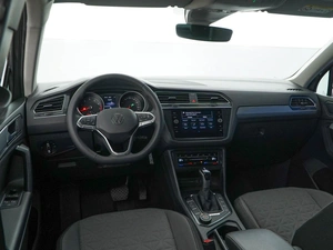 Внедорожник Volkswagen Tiguan 2021 года, 2549777 рублей, Москва