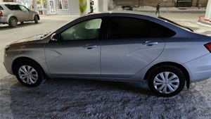 Седан ВАЗ (LADA) Vesta 2017 года, 865000 рублей, Красноярск