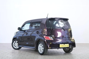 Минивэн Toyota bB 2008 года, 819000 рублей, Омск