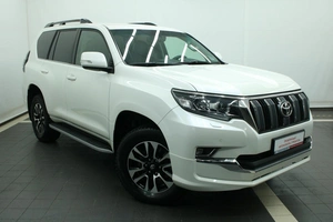 Внедорожник Toyota Land Cruiser Prado 2019 года, 4190000 рублей, Красноярск