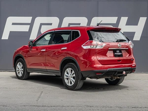 Внедорожник Nissan X-Trail 2016 года, 1630000 рублей, Краснодар