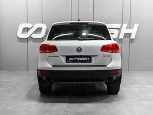 Внедорожник Volkswagen Touareg 2011 года, 2119000 рублей, Тюмень