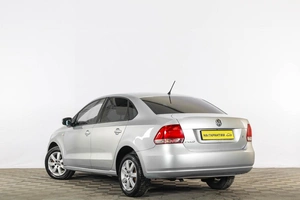 Седан Volkswagen Polo 2013 года, 659000 рублей, Тюмень