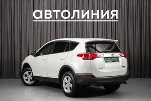 Внедорожник Toyota RAV4 2013 года, 1799000 рублей, Красноярск