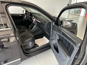 Внедорожник Volkswagen Tiguan 2018 года, 2800000 рублей, Смоленск