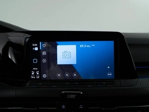 Хетчбэк Volkswagen Golf R 2021 года, 5846900 рублей, Москва