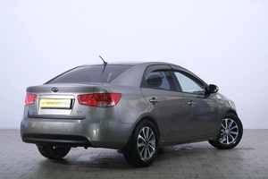 Седан Kia Cerato 2009 года, 979000 рублей, Омск