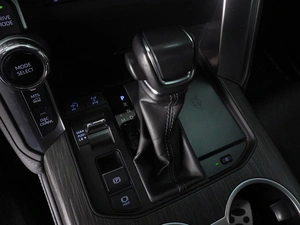 Внедорожник Toyota Land Cruiser 2022 года, 10700000 рублей, Минеральные Воды