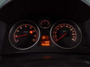 Универсал Opel Astra 2011 года, 669000 рублей, Воронеж