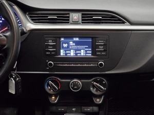 Седан Kia Rio 2020 года, 1575000 рублей, Красноярск