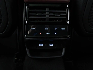 Внедорожник Geely Monjaro 2023 года, 3418444 рублей, Москва