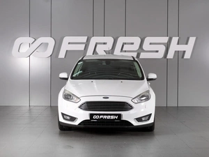 Седан Ford Focus 2017 года, 1175000 рублей, Красный Пахарь
